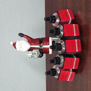 Bath & Body Works Santa with Presents Nightlight Wallflowers Plug with Refills